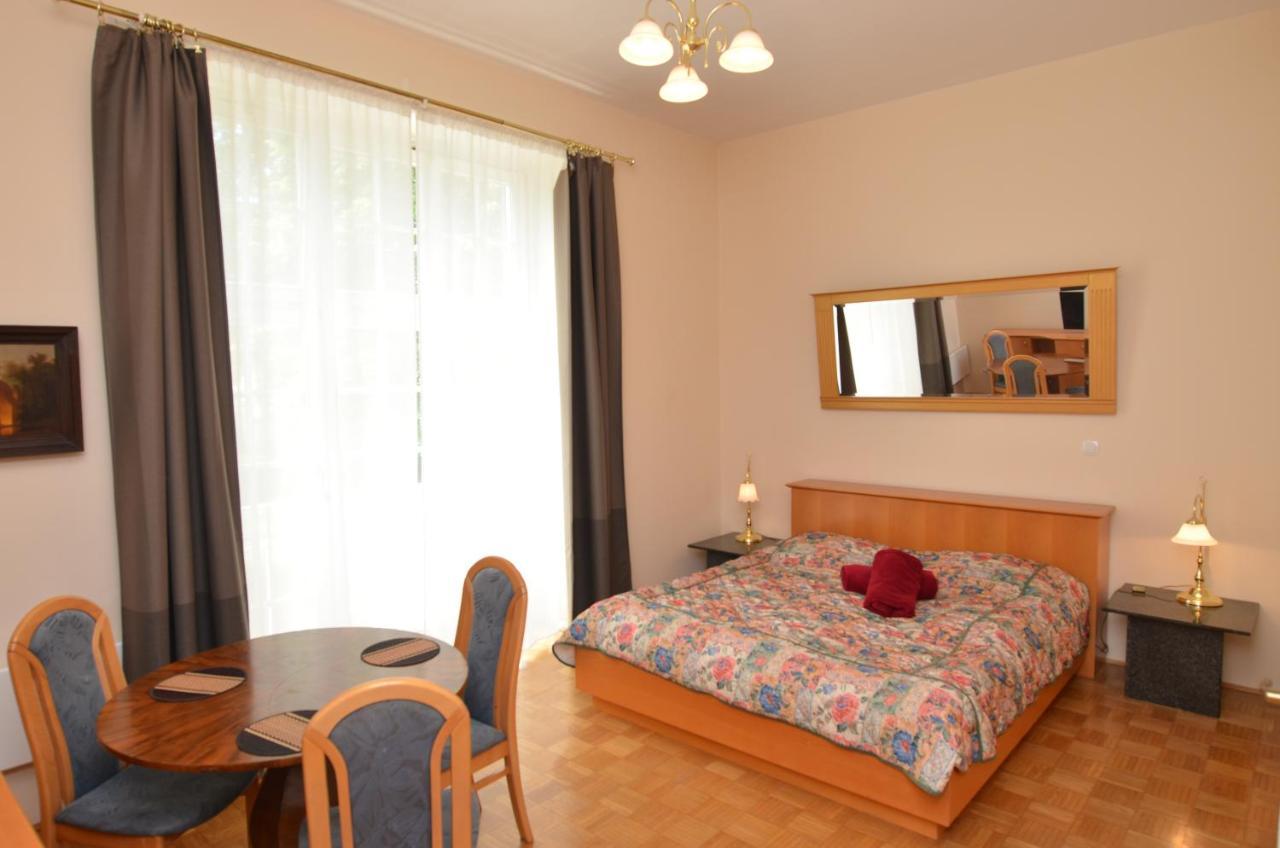 Apartments Vektor Vila Golf Rogaska Slatina Exterior photo